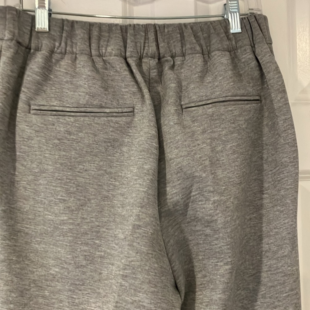 EUC pull on Ann Taylor pants - Picture 3 of 4